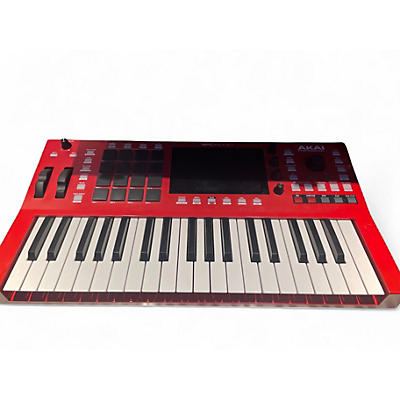 Used Akai Professional MPC KEY 37 Arranger Keyboard