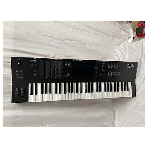 Akai Professional Used Akai Professional MPC Key 61 Keyboard Workstation