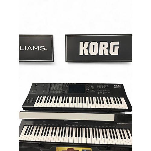 Used Akai Professional MPC Key 61 Keyboard Workstation
