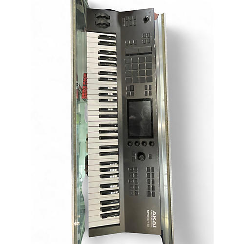 Used Akai Professional MPC Key 61 Keyboard Workstation