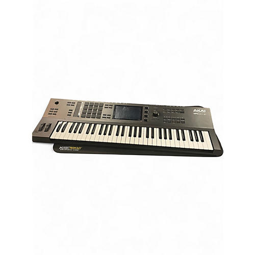 Used Akai Professional MPC Key 61 Keyboard Workstation
