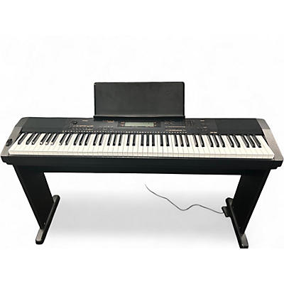 Used Akai Professional MPC Key 61 Keyboard Workstation