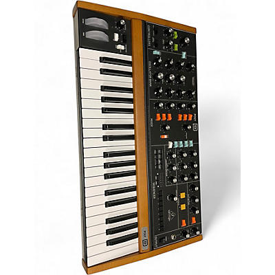 Used Akai Professional MPC Live 2 Production Controller