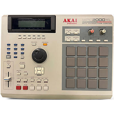 Used Akai Professional MPC2000XL Production Controller