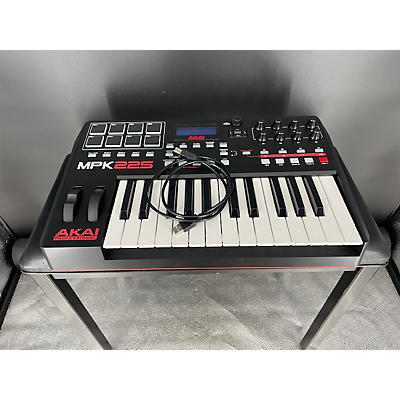 Akai Professional Used Akai Professional MPK225 25-Key MIDI Controller