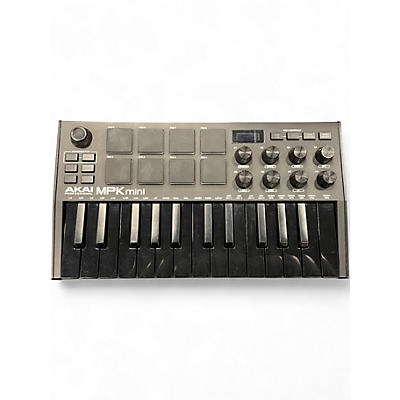 Used Akai Professional MPK25 25 Key MIDI Controller