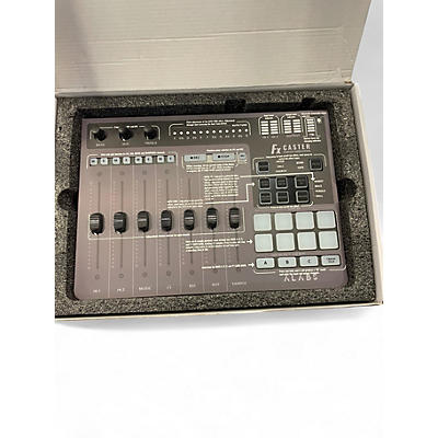 Used Alabs FXCASTERS Powered Mixer