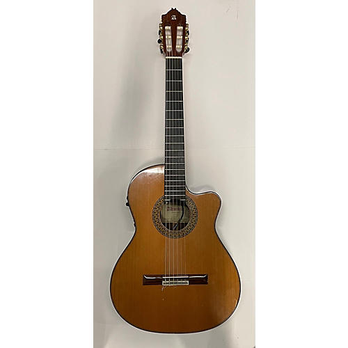 Alhambra Used Alhambra 9PCWE5 Natural Classical Acoustic Electric Guitar Natural