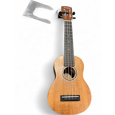 Used Alvarez ru22s Natural Ukulele
