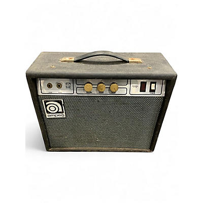 Used Ampeg G18 Bass Combo Amp