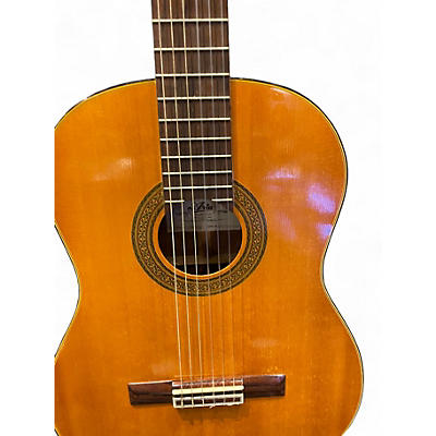 Used Aria ak200 Natural Classical Acoustic Guitar