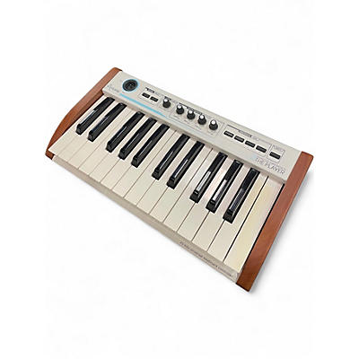 Used Arturia 25 Analog Experience The Player MIDI Controller