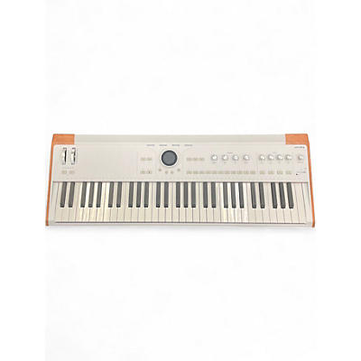 Used Arturia ASTROLAB 61 Stage Piano