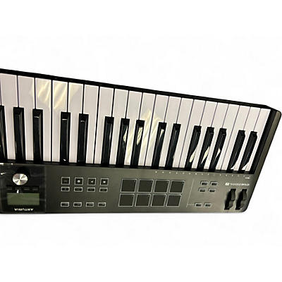 Used Arturia KEYLAB ESSENTIAL 61 MK3 MIDI Controller