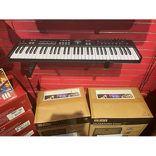 Arturia Used Arturia Keylab Essential 61 MIDI Controller