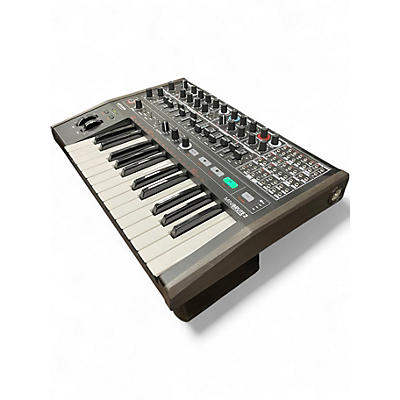 Used Arturia MINIBRUTE 2 Synthesizer