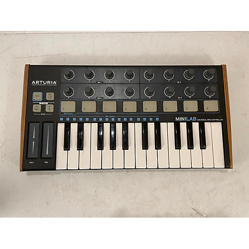 Arturia Used Arturia MiniLab MIDI Controller