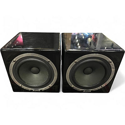 Used Avantone MIXCUBE Pair Powered Monitor