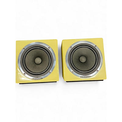 Used Avantone  Mixcube 5.25 Pair Powered Monitor