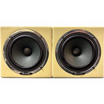 Used Avantone Mixcube 5.25 Pair Powered Monitor