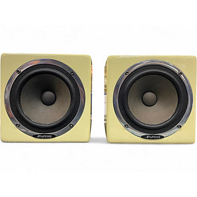 Used Avantone Mixcube Pair Powered Monitor
