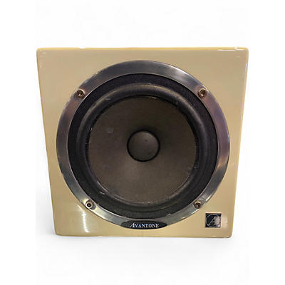 Used Avatone MIXCUBE Powered Monitor