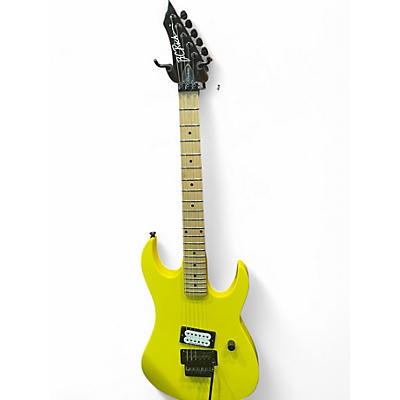 Used B.C. Rich Gunslinger  NEON YELLOW Solid Body Electric Guitar