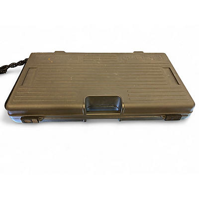 Used BOSS BCB60 Pedal Board