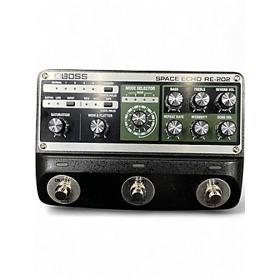 Used BOSS RE-202 SPACE ECHO Effect Pedal