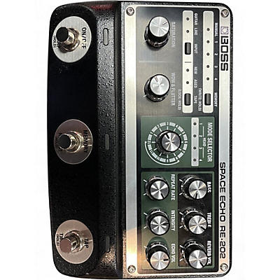 Used BOSS RE202 Space Echo Effect Pedal