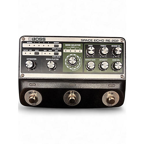 Used BOSS re 202 space echo Effect Pedal