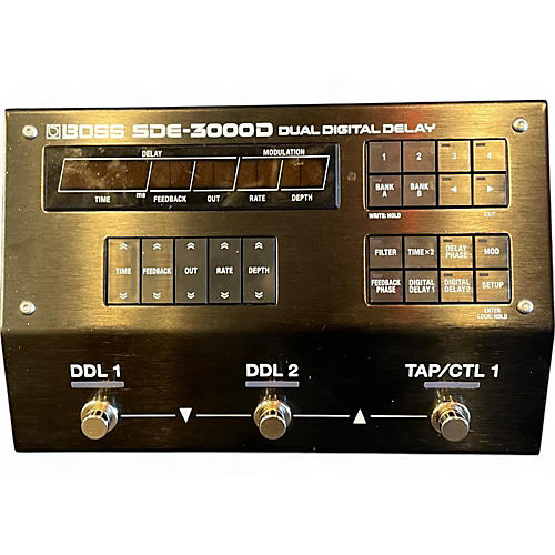 Used BOSS sde3000d Effect Pedal