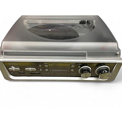 Used BROOKSTONE iConvert USB Turntable DJ Player