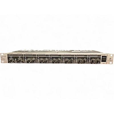 Used Behringer MX882 Unpowered Mixer