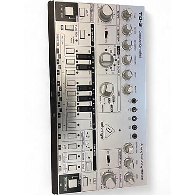 Used Behringer TD-3 ANALOG BASS LINE SYNTHESIZER  Synthesizer