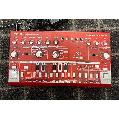 Behringer Used Behringer TD-3 Analog Bass Line Synthesizer Strawberry Effect Processor