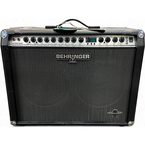 Used Behringer ULTRATWIN 210 Guitar Cabinet