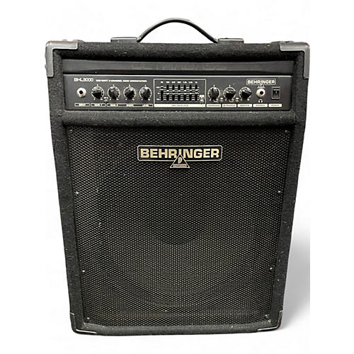 Behringer Used Behringer Ultrabass BXL3000 300W 1x15 Bass Combo Amp