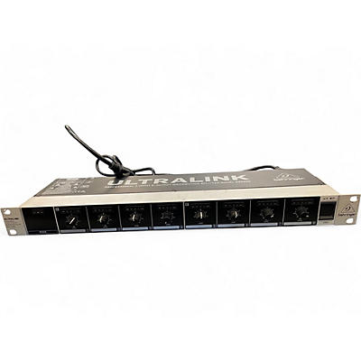 Used Behringer Ultralink DS2800 Signal Processor
