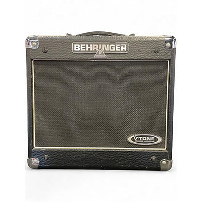 Used Behringer V-Tone GM110 Guitar Combo Amp