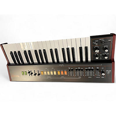 Used Behringer VC340 Synthesizer
