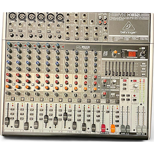 Behringer Used Behringer Xenyx X1832USB Unpowered Mixer