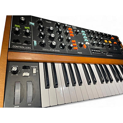 Used Behringer poly d Synthesizer