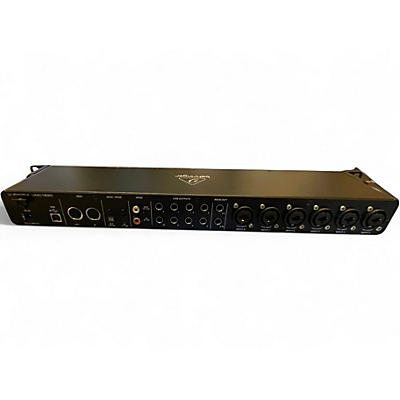 Used Behringer u-phoria umc1820 Audio Interface