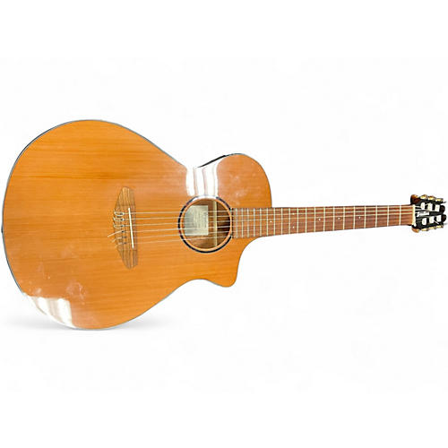 Used Breedlove Discovery Concert Natural Acoustic Guitar Natural