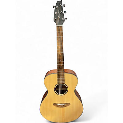 Used Breedlove Discovery Concert Natural Acoustic Guitar