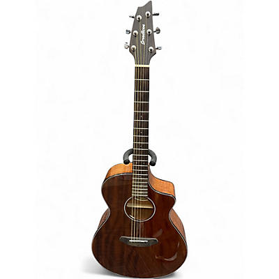 Used Breedlove Discovery Concert Natural Acoustic Guitar