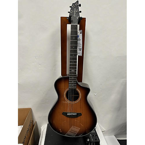 Breedlove Used Breedlove Premier Concert Redwood/Rosewood Natural Acoustic Electric Guitar Natural