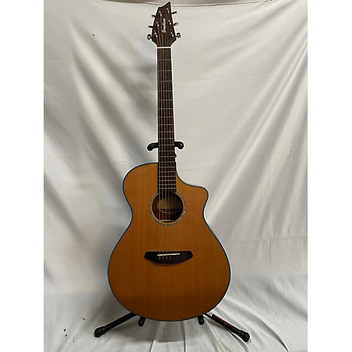 Breedlove Used Breedlove Pursuit Concert Natural Acoustic Electric Guitar Natural