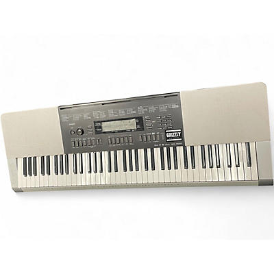 Used Casio WK220 Portable Keyboard